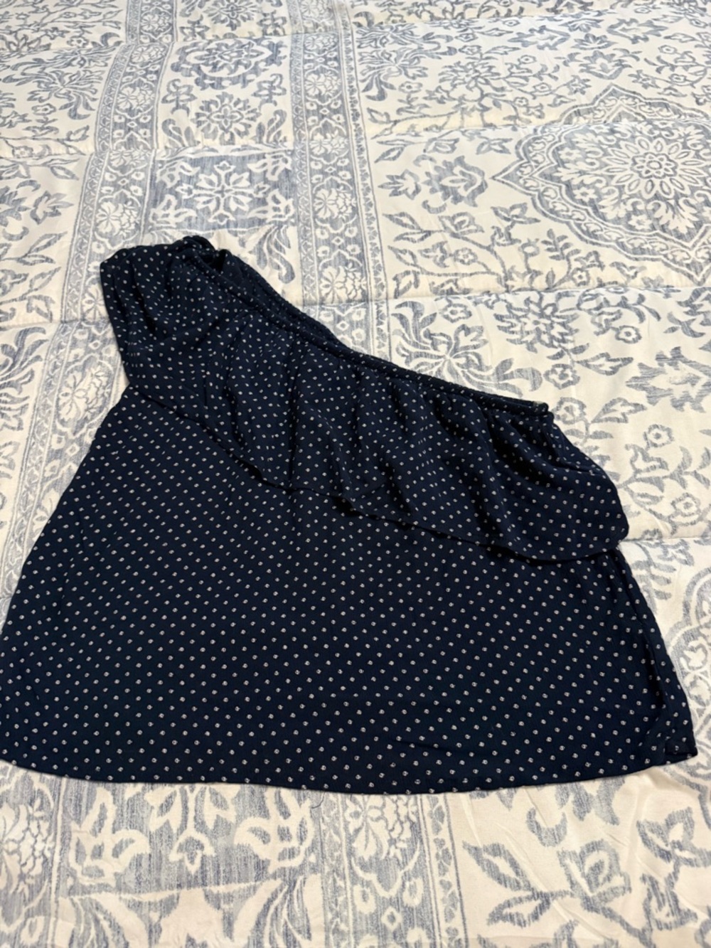 American Eagle Outfitters Navy and White Patterned Top